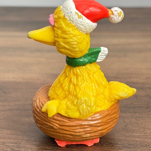 VINTAGE Sesame Street BIG BIRD Santa Hat Christmas Nest Applause PVC Toy Figure - Picture 5 of 8